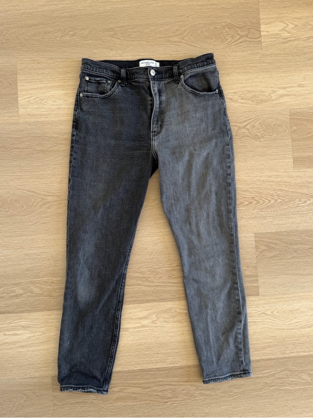 Abercrombie & Fitch Two Tone Black and Gray the skinny high rise Jeans